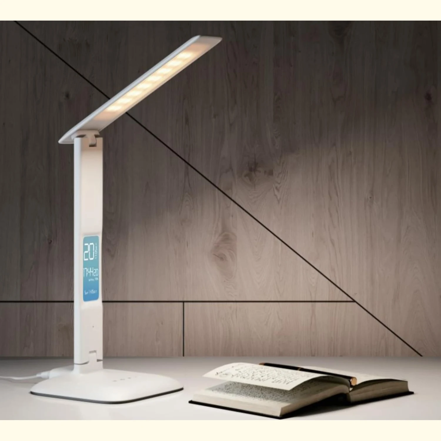 Lampe de bureau INSPIRE moderne